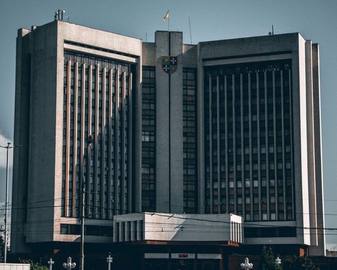 CNN processa Perplexity por uso de 17 mil conteúdos sem permissão CNN processa Perplexity por uso de 17 mil conteúdos sem permissão
