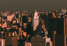 Melhor IA para Advogados no Brasil: Ferramentas que Já Estão Transformando o Direito Melhor IA para Advogados no Brasil: Ferramentas que Já Estão Transformando o Direito