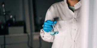 Anthropic apresenta Claude Science para acelerar P&D farmacêutico com IA Anthropic apresenta Claude Science para acelerar P&D farmacêutico com IA