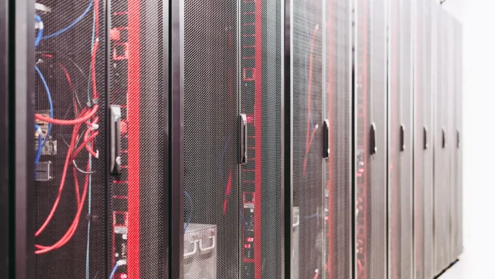 Anthropic planeja abrir data center no Kentucky, diz emissora WLKY