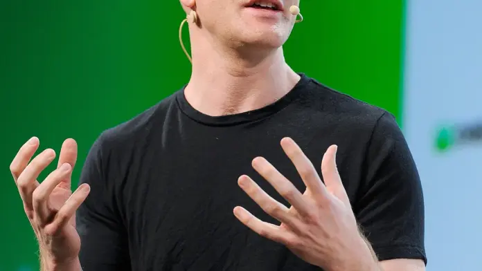 Brian Armstrong prevê agentes de IA superando humanos em transações cripto Brian Armstrong prevê agentes de IA superando humanos em transações cripto