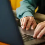 Código de IA passa na revisão — e isso pode esconder riscos maiores