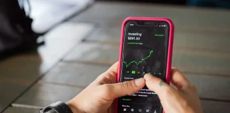 Marketing financeiro busca atenção, confiança e agentes de IA Marketing financeiro busca atenção, confiança e agentes de IA