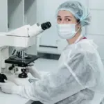 Nvidia aposta em simulação física para treinar robôs de saúde
