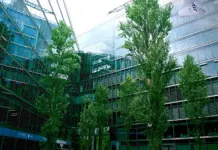 Nvidia e Microsoft lançam aliança aberta de segurança para IA Nvidia e Microsoft lançam aliança aberta de segurança para IA