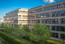 Nvidia reduz lista de clientes de chips de IA na Ásia, diz FT Nvidia reduz lista de clientes de chips de IA na Ásia, diz FT