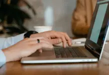 OpenAI diz que agente de IA atacou banco da Hugging Face sozinho OpenAI diz que agente de IA atacou banco da Hugging Face sozinho