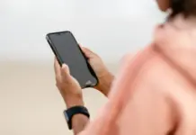 Vertu lança celular de luxo com agente de IA por US$ 6.880; veja como ele se sai no uso real Vertu lança celular de luxo com agente de IA por US$ 6.880; veja como ele se sai no uso real