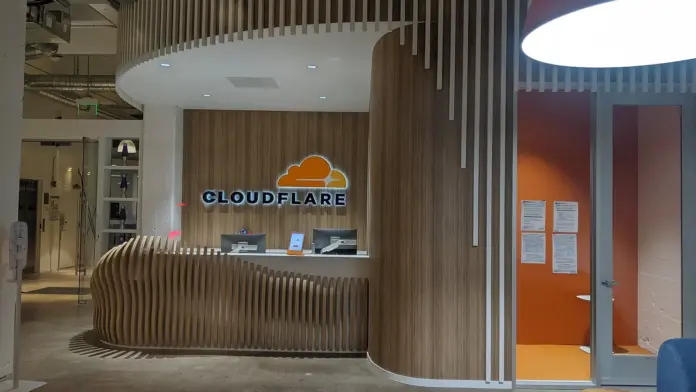 Cloudflare anuncia carteira e identidade para agentes de IA