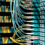 Modelos chineses de IA ampliam pressão sobre OpenAI, Anthropic e Nvidia