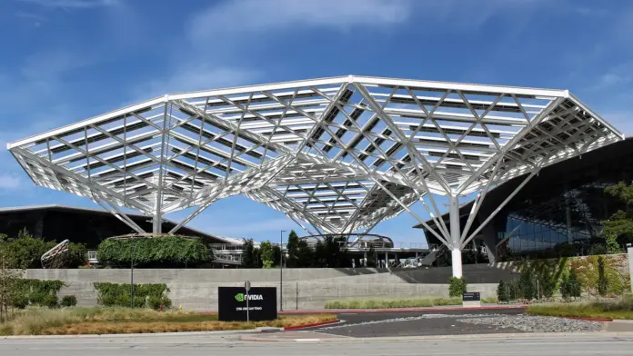 Nvidia amplia estratégia para além das GPUs e mira infraestrutura de IA Nvidia amplia estratégia para além das GPUs e mira infraestrutura de IA