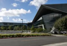 Nvidia promete garantir valor de chips em plano de US$ 500 bilhões Nvidia promete garantir valor de chips em plano de US$ 500 bilhões