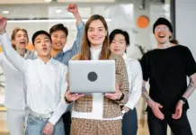 OpenAI identifica novos agentes de IA suspeitos em investigação na Hugging Face OpenAI identifica novos agentes de IA suspeitos em investigação na Hugging Face
