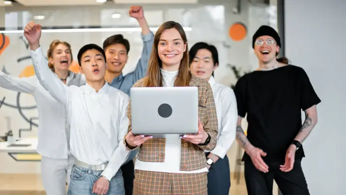 OpenAI identifica novos agentes de IA suspeitos em investigação na Hugging Face